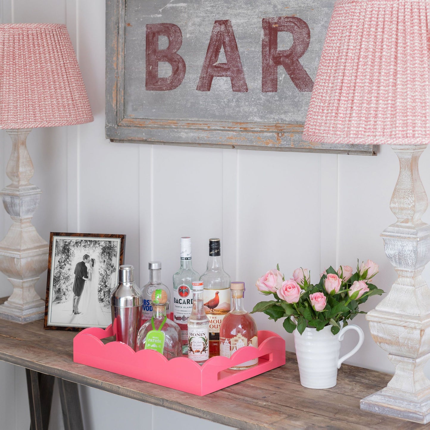 Pink Medium Lacquered Scallop Serving Tray - Addison Ross Ltd UK