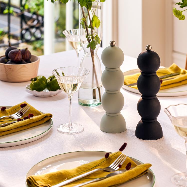 Black Salt & Pepper Mills - Addison Ross Ltd UK