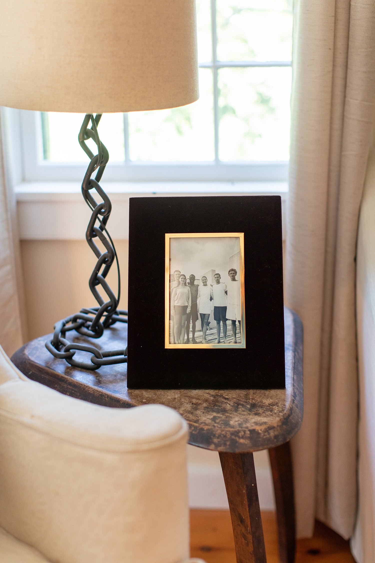 Velvet Frames - Addison Ross Ltd UK