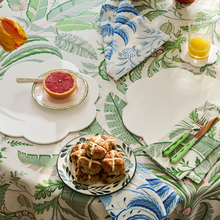 White Lacquer Placemats – Set of 4 - Addison Ross Ltd UK